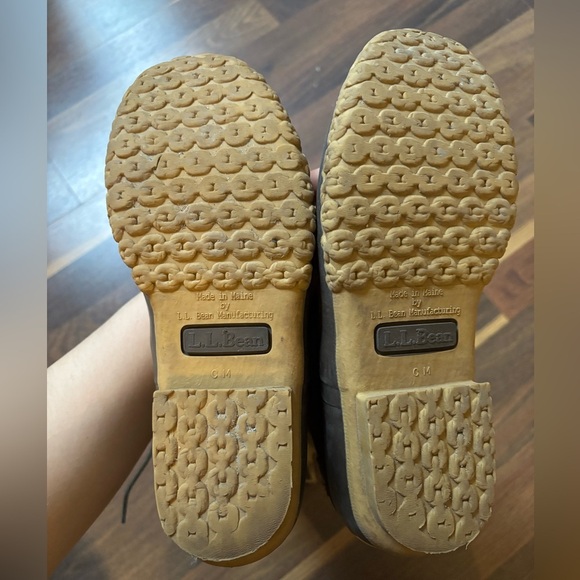 Women's LL Bean Signature Waxed-Canvas Tall Maine Hunting Shoe 16”, Size 7m - Picture 6 of 10